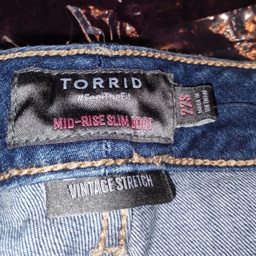 Torrid Mid Rise Stretch Bootcut Jeans size 22 Vintage Stretch Blue Jeans - Picture 7 of 9